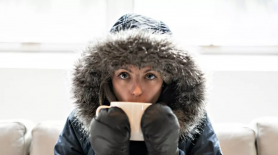 Temperatura care te ajută să slăbești. De ce să stai în casă fără să porneşti caloriferul